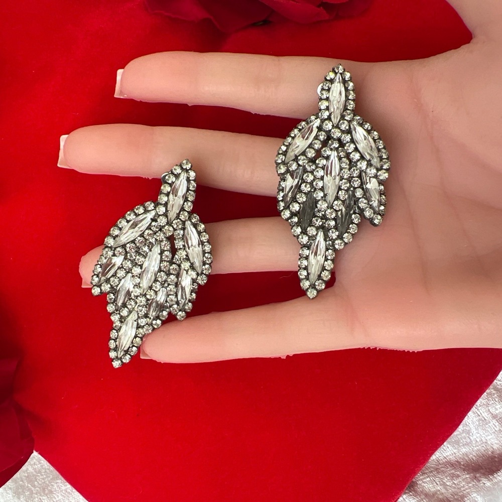 Vintage Clip On Earrings Clear Crystal Leaf Navette Silver 50s MCM Art Deco